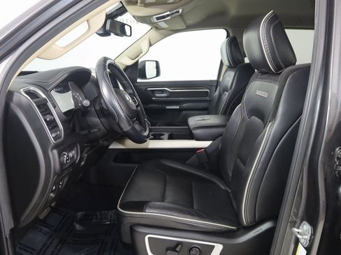 Used 2019 RAM 1500 Laramie image 11