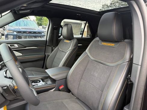 New 2026 Ford Explorer Tremor w/ Tremor Ultimate Package AWD/4WD image 19