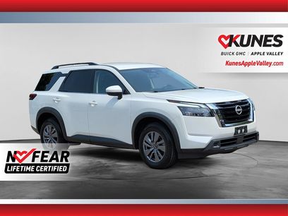 Used 2025 Nissan Pathfinder SV