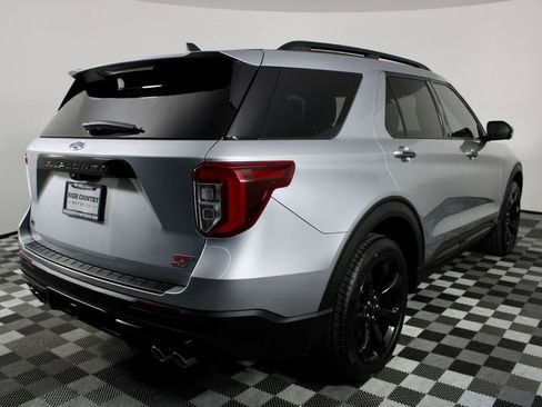 Used 2023 Ford Explorer ST w/ Equipment Group 401A image 9