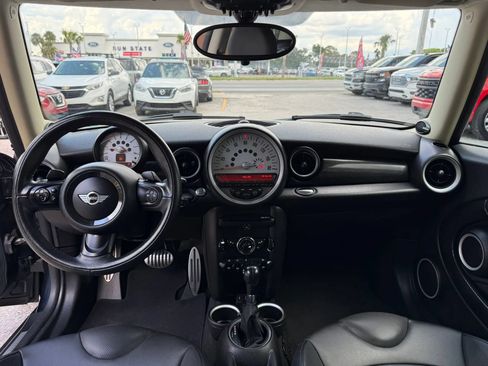 Used 2014 MINI Cooper Clubman S FWD image 10