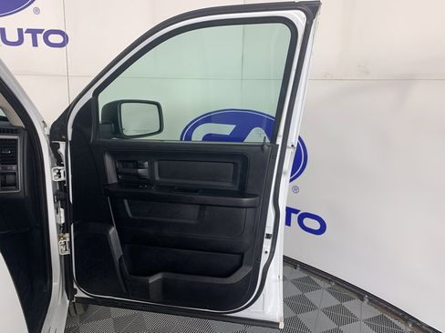 Used 2015 RAM 1500 Tradesman image 36