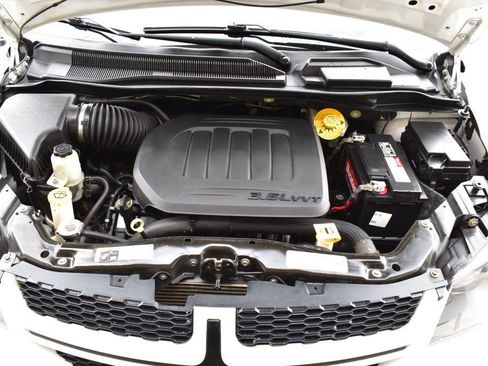 Used 2019 Dodge Grand Caravan GT image 13