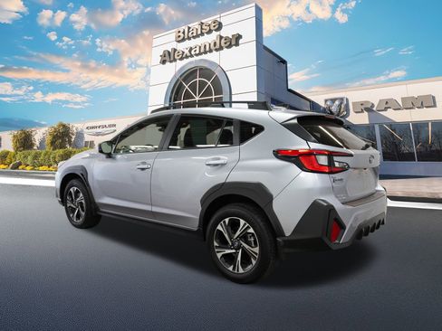 Used 2024 Subaru Crosstrek 2.0i Premium image 9