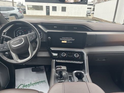 Used 2024 GMC Sierra 1500 Denali w/ Denali Reserve Package image 18