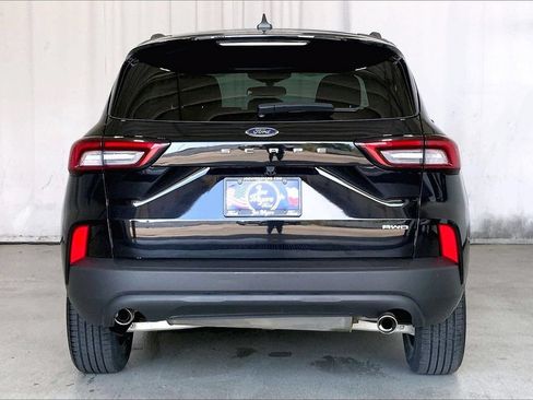 Used 2025 Ford Escape ST-Line AWD/4WD image 3