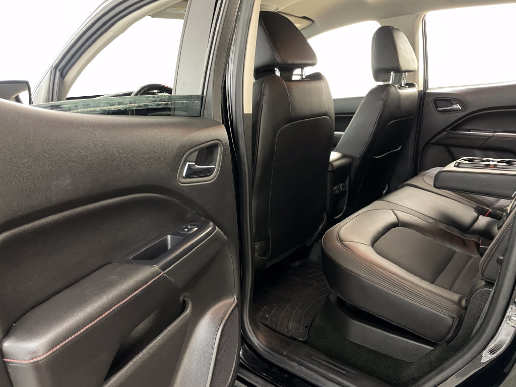 Used 2016 GMC Canyon SLE w/ All Terrain Package AWD/4WD image 42