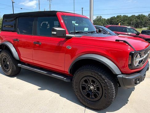 Used 2023 Ford Bronco Wildtrak AWD/4WD image 5