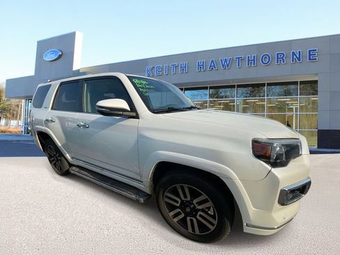 Used 2020 Toyota 4Runner Limited AWD/4WD image 4