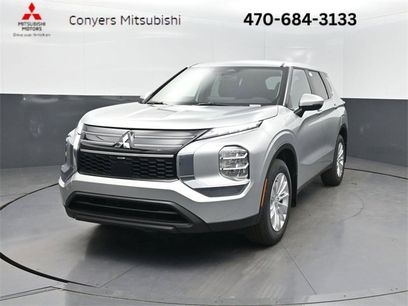 New 2025 Mitsubishi Outlander ES