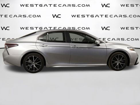 Used 2023 Toyota Camry SE image 41