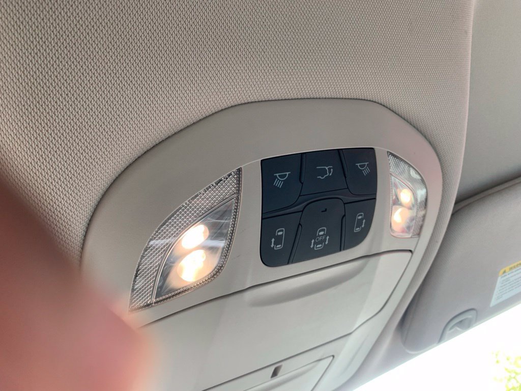 Used 2017 Chrysler Pacifica Touring-L FWD image 16