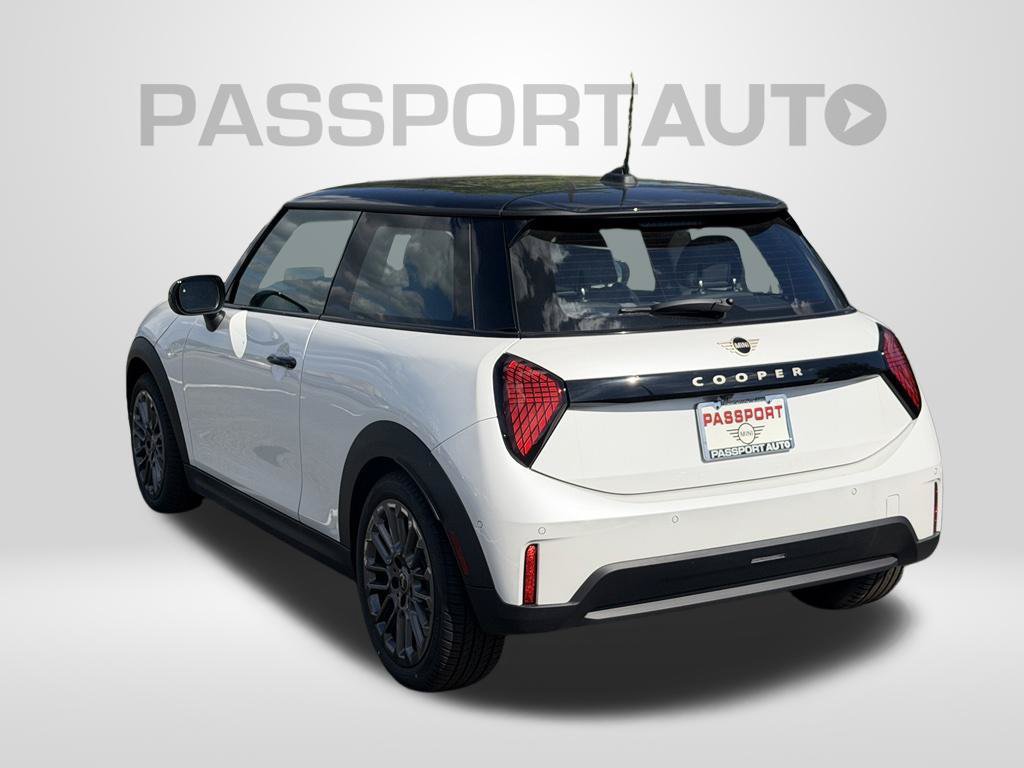 New 2026 MINI Cooper 2-Door Hardtop FWD image 4