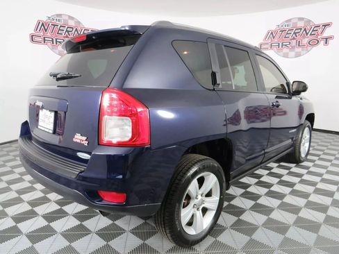 Used 2013 Jeep Compass Latitude w/ Sun/Sound Group image 7
