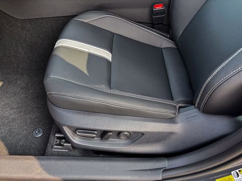 New 2025 Toyota Camry SE image 12