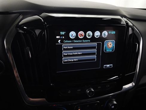 Used 2019 Chevrolet Traverse LT w/ LT Premium Package image 27