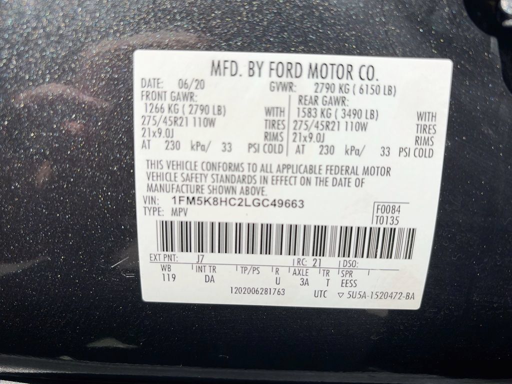 Used 2020 Ford Explorer Platinum w/ Premium Technology Package AWD/4WD image 35