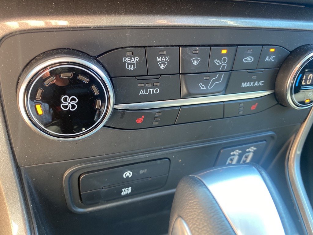 Used 2021 Ford EcoSport SE AWD/4WD image 13