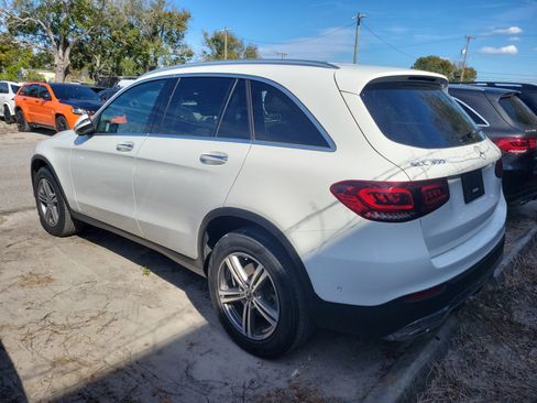 Certified 2022 Mercedes-Benz GLC 300 image 4