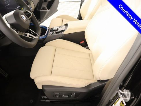 New 2025 BMW X3 xDrive30i w/ Premium Package AWD/4WD image 13