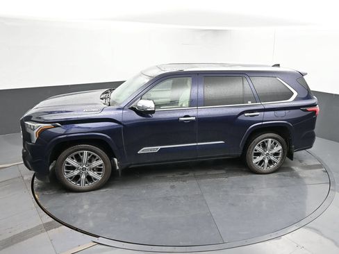 Used 2024 Toyota Sequoia Capstone AWD/4WD image 18