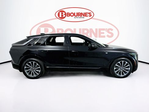 Used 2024 Cadillac Lyriq Sport w/ LPO, Floor Liner Package AWD/4WD image 12