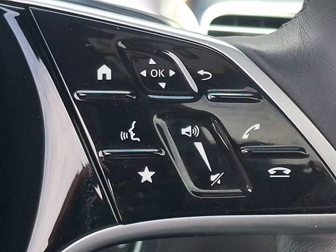 Used 2024 Mercedes-Benz GLS 450 4MATIC image 24