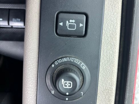 Used 2010 Ford F250 XLT image 18