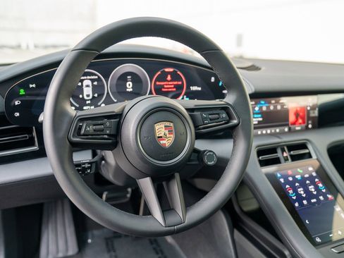 Used 2025 Porsche Taycan image 14