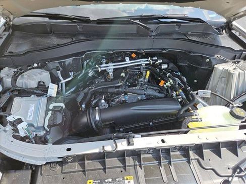 New 2026 Ford Explorer Active RWD image 15