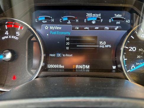 Used 2022 Ford F250 Lariat w/ Lariat Value Package AWD/4WD image 5