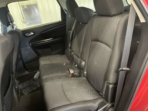 Used 2014 Dodge Journey SXT w/ Comfort/Convenience Group AWD/4WD image 20