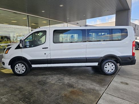 Used 2024 Ford Transit 350 XLT image 2
