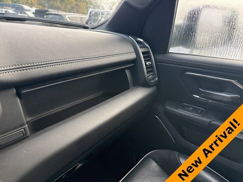 Used 2024 RAM 1500 Laramie image 16
