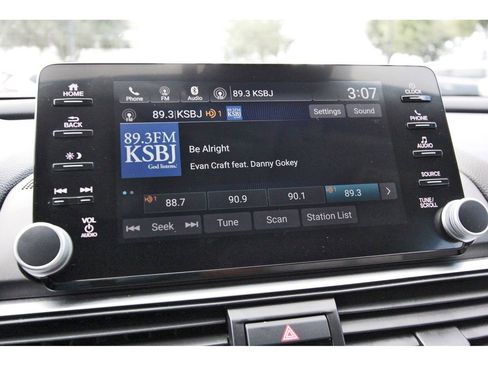 Used 2019 Honda Accord EX image 25