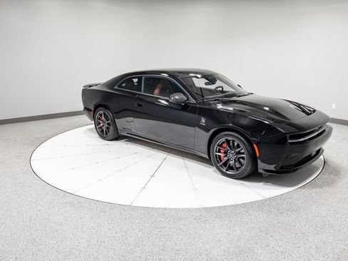 Used 2024 Dodge Charger R/T Scat Pack w/ Plus Group image 25