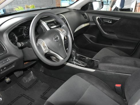 Used 2013 Nissan Altima 2.5 S FWD image 26