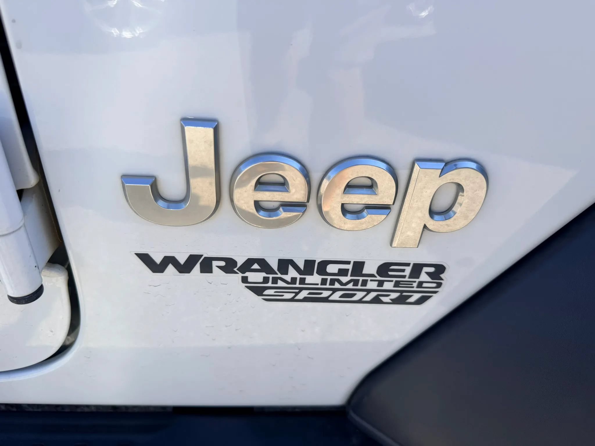 Used 2019 Jeep Wrangler Unlimited Sport S AWD/4WD image 9