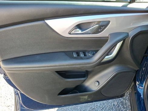 Used 2022 Chevrolet Blazer LT image 9