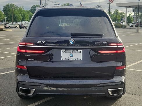 Certified 2024 BMW X7 xDrive40i w/ M Sport Package AWD/4WD image 5