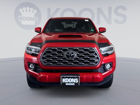 Used 2022 Toyota Tacoma TRD Sport AWD/4WD image 11