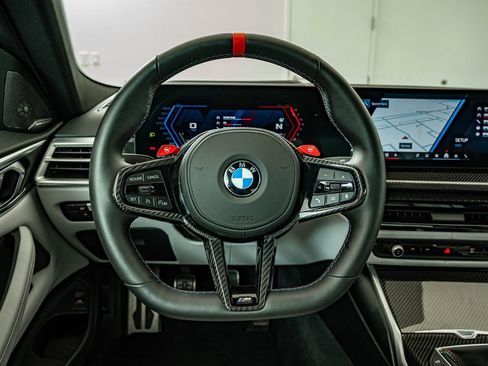 Used 2026 BMW M4 Coupe RWD image 29