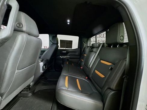 Used 2021 GMC Sierra 1500 AT4 w/ Technology Package image 29