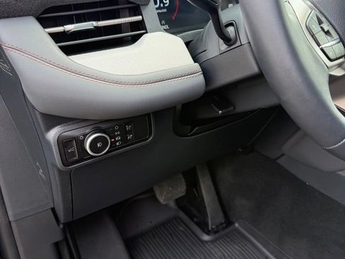 New 2026 Ford Explorer Active w/ Active Comfort Package AWD/4WD image 29