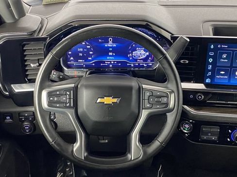 Certified 2025 Chevrolet Silverado 2500 LT w/ Convenience Package AWD/4WD image 16