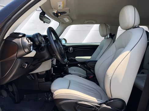 Used 2014 MINI Cooper S FWD image 9