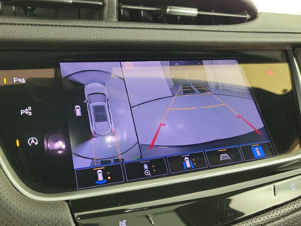 Used 2023 Cadillac XT5 Premium Luxury w/ Technology Package FWD image 28