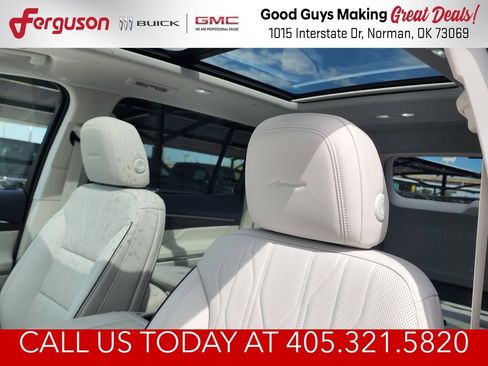 New 2027 Buick Enclave Avenir AWD/4WD image 16