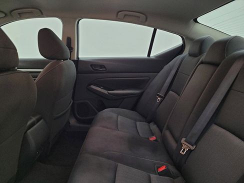 Used 2023 Nissan Altima 2.5 SV image 18