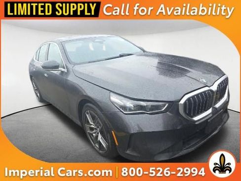 Used 2026 BMW 530i xDrive image 1